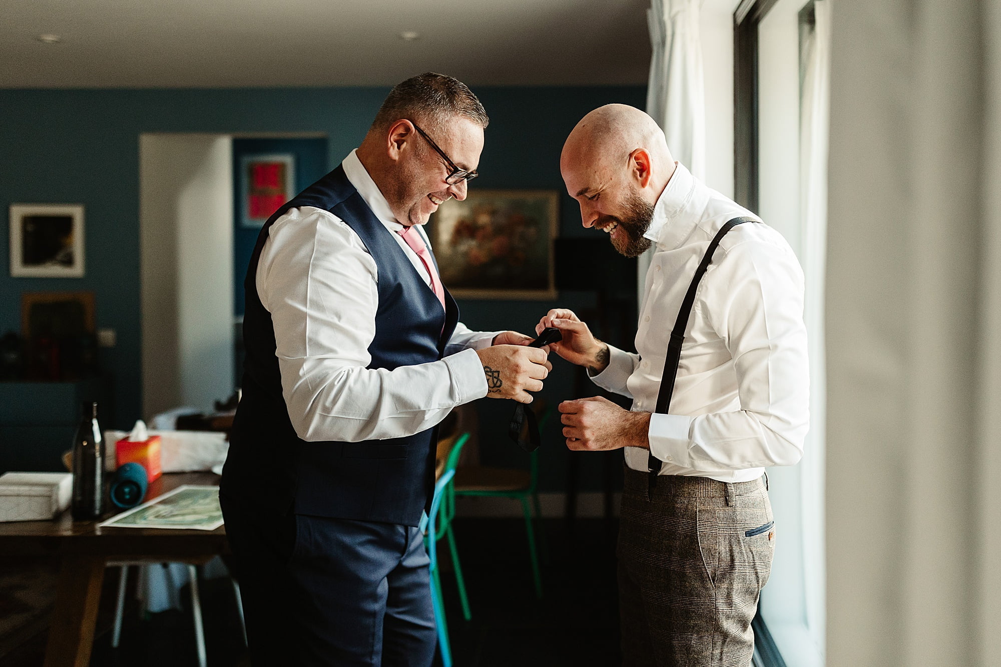 groom prep glendye getting ready cufflinks