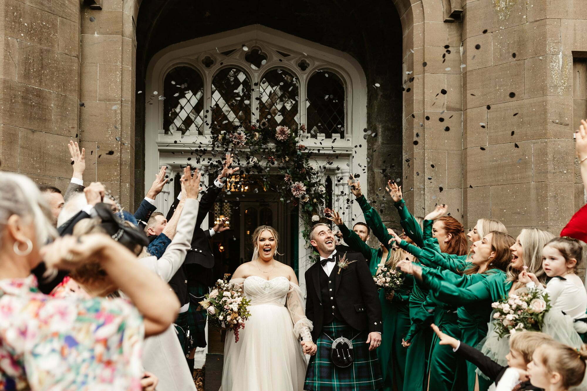 drumtochty castle wedding confetti throw