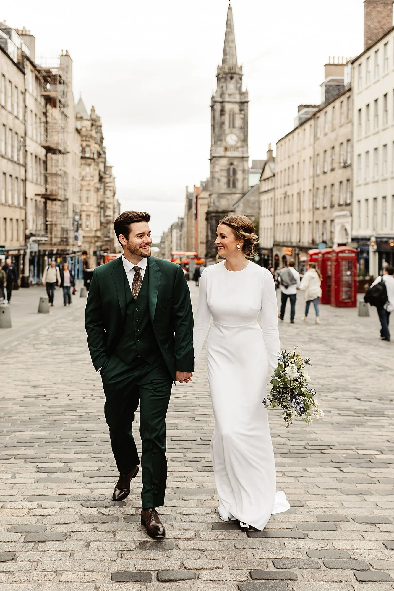 Edinburgh wedding photography couple photos Park and Fifth Co dress bride and groom the royal mile Narcissus Flowers