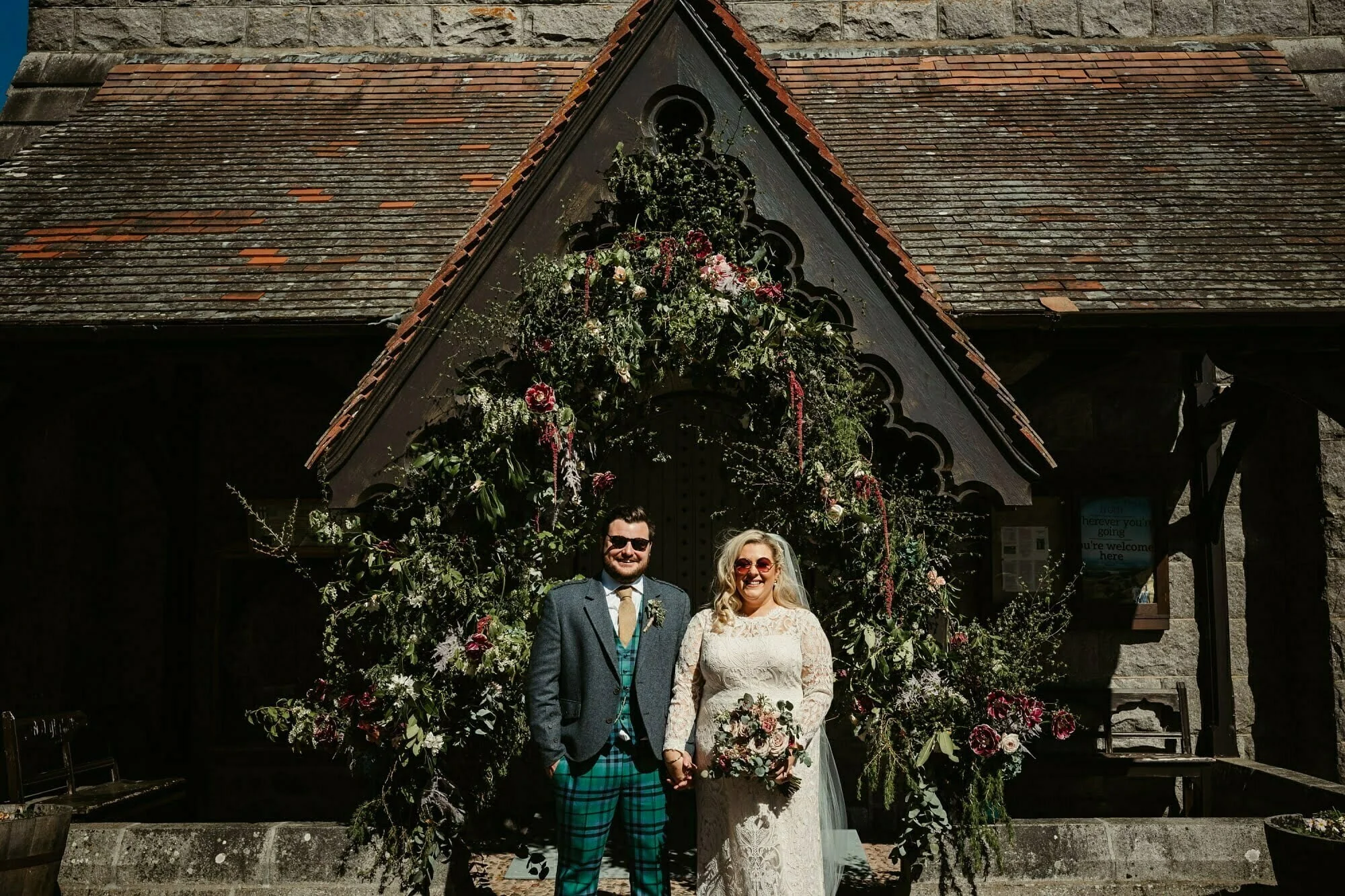 fife arms braemar micro wedding bride groom portraits photos oor fleurs floral arch church door