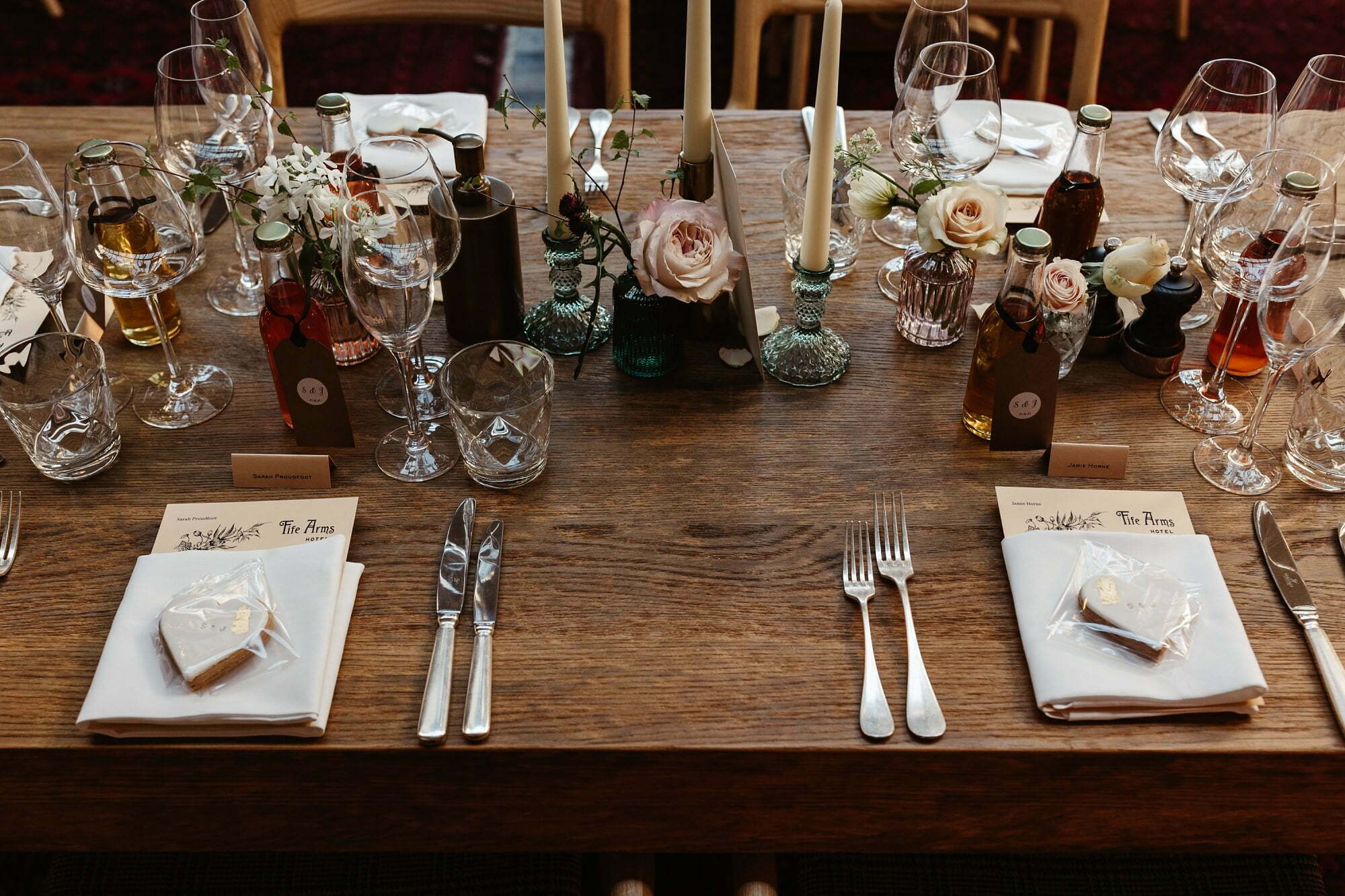 fife arms braemar micro wedding reception dinner ideas styling modern