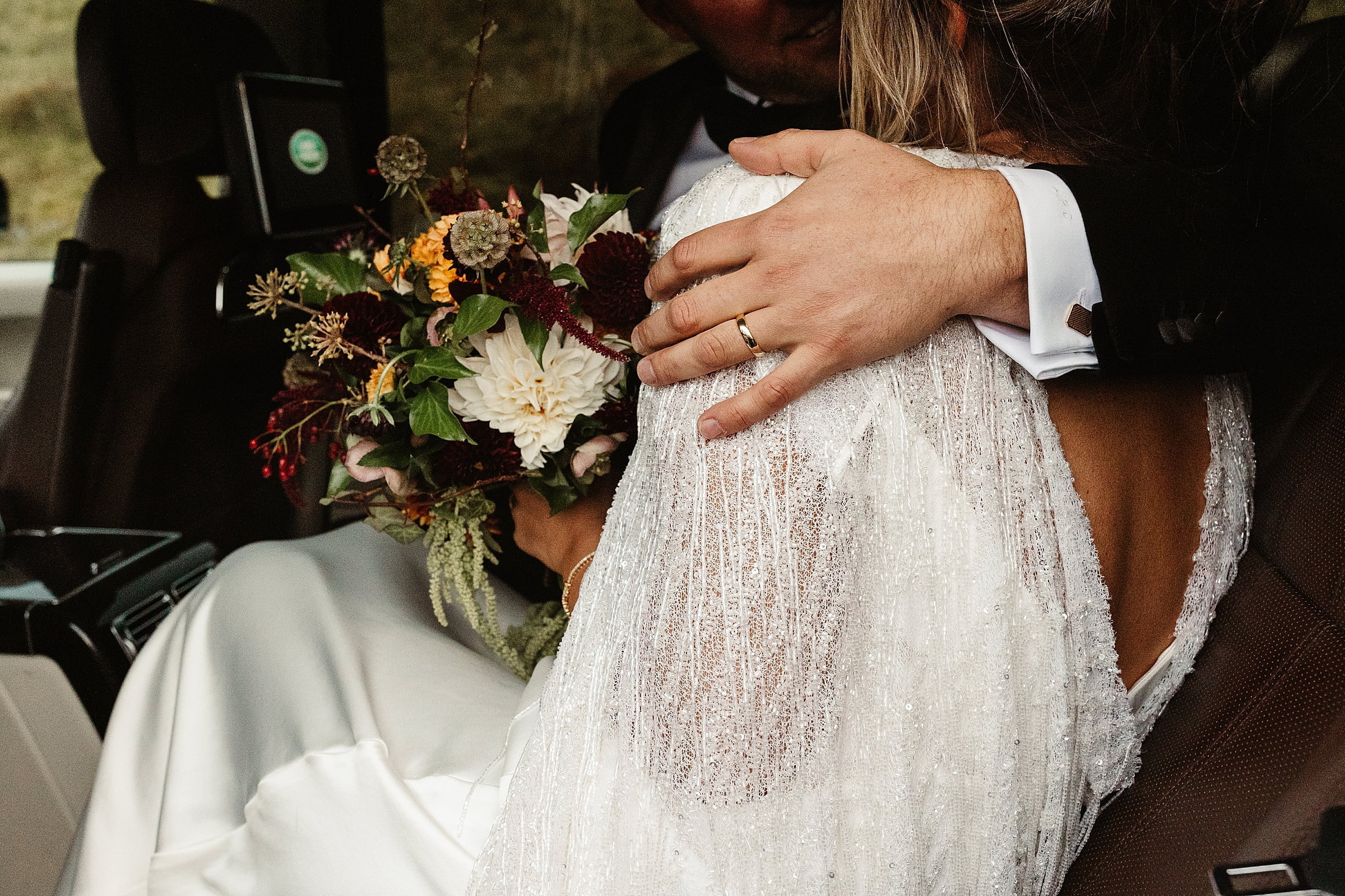 fife arms elopement aberdeenshire coo hill studo bouquet