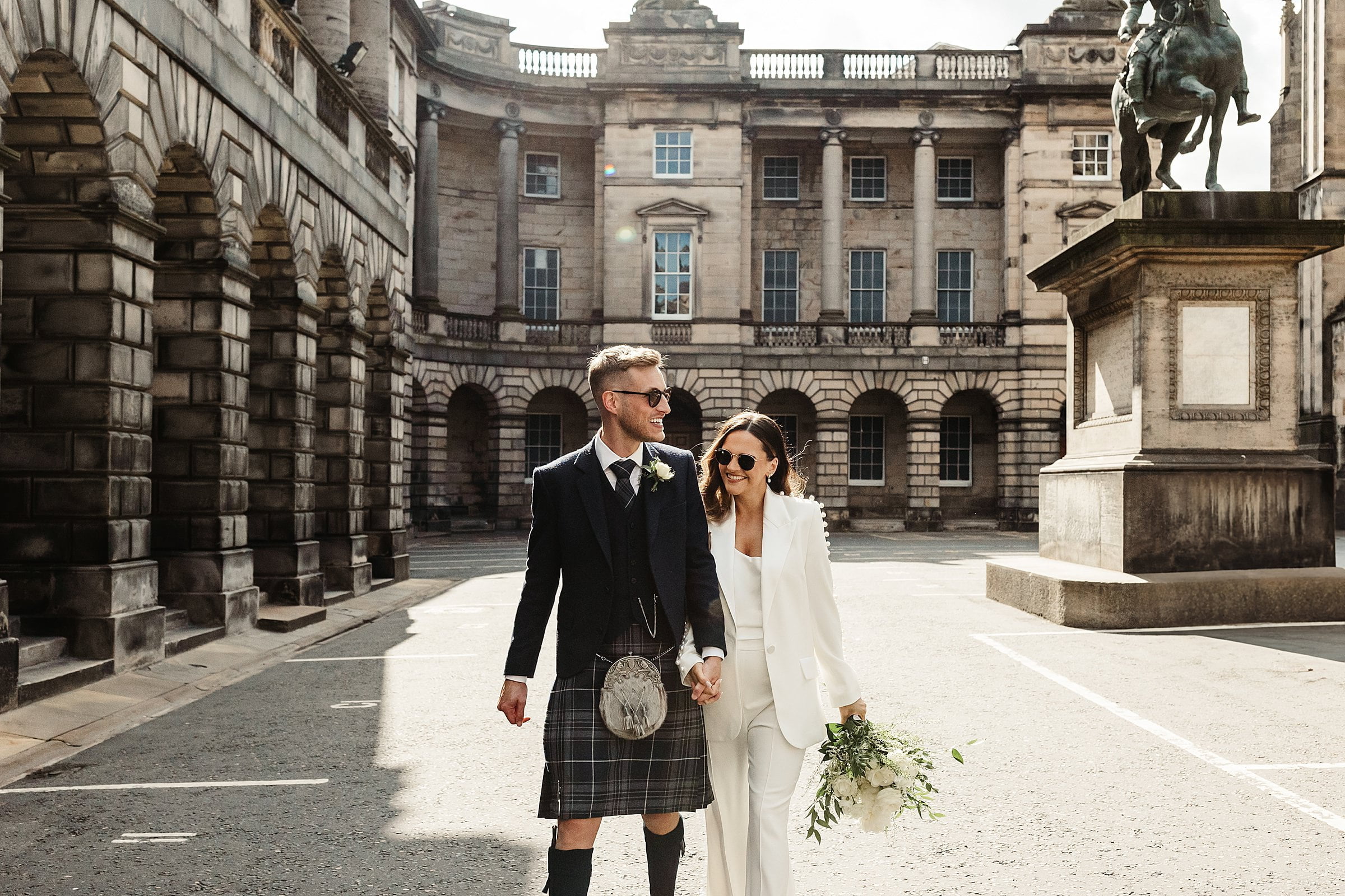 Edinburgh city chambers elopement photography bride and groom portrait Snap Dragon flowers