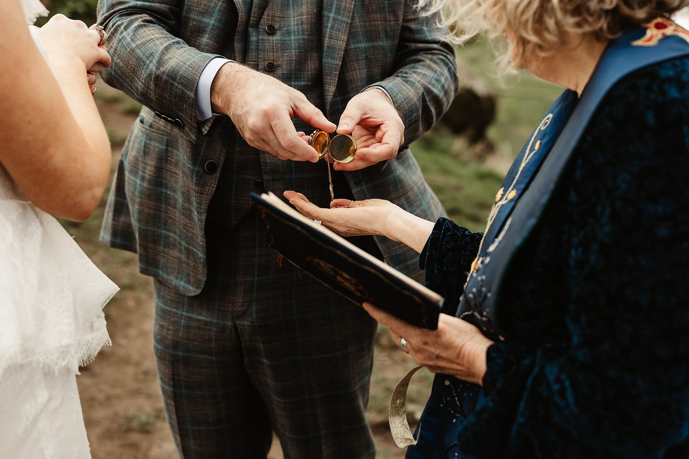 virgin hotels edinburgh elopement wedding photography ceremony at St Anthony's Chapel Ruins